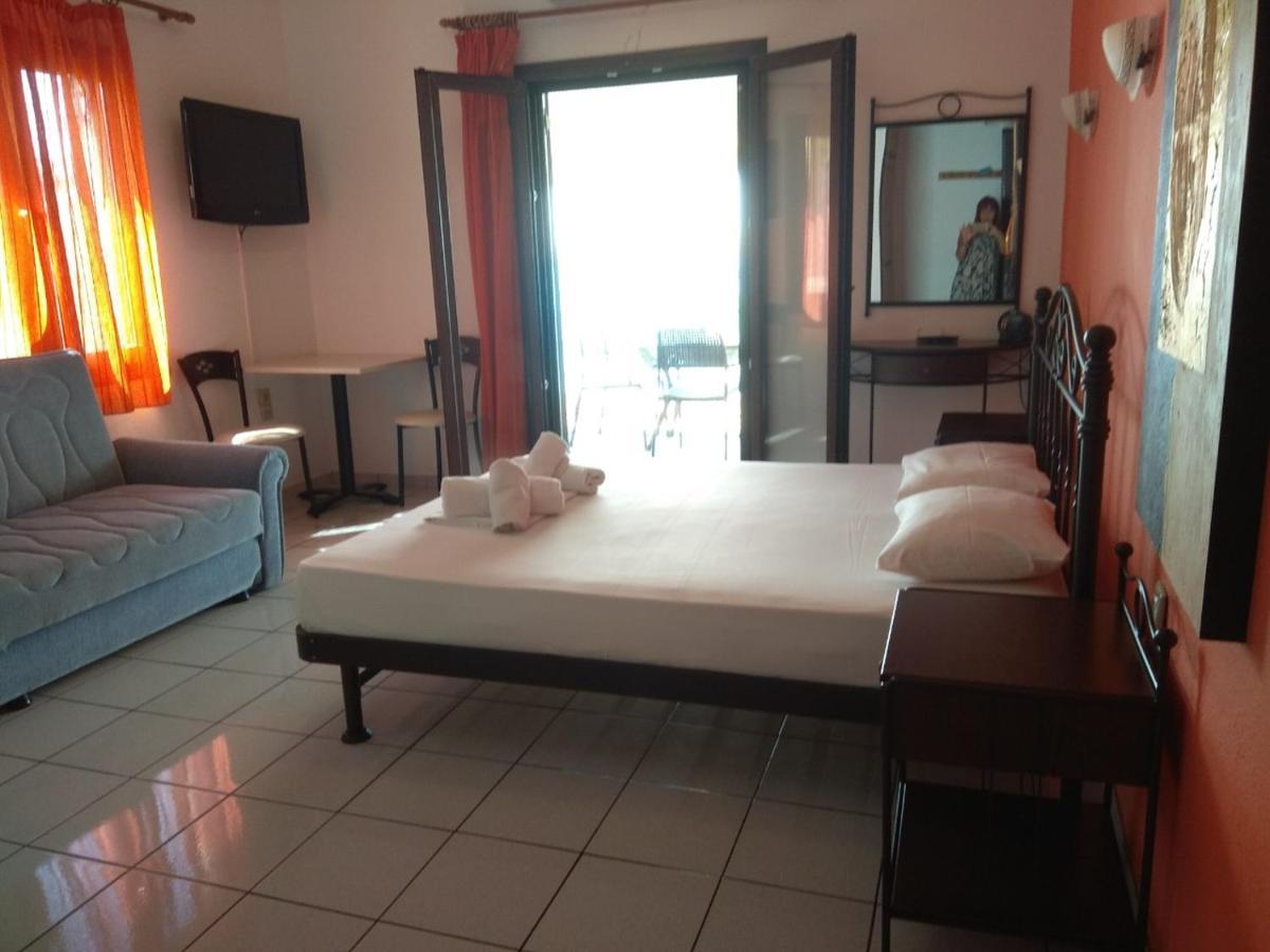 SívotaMarinos Aparts公寓式酒店 外观 照片